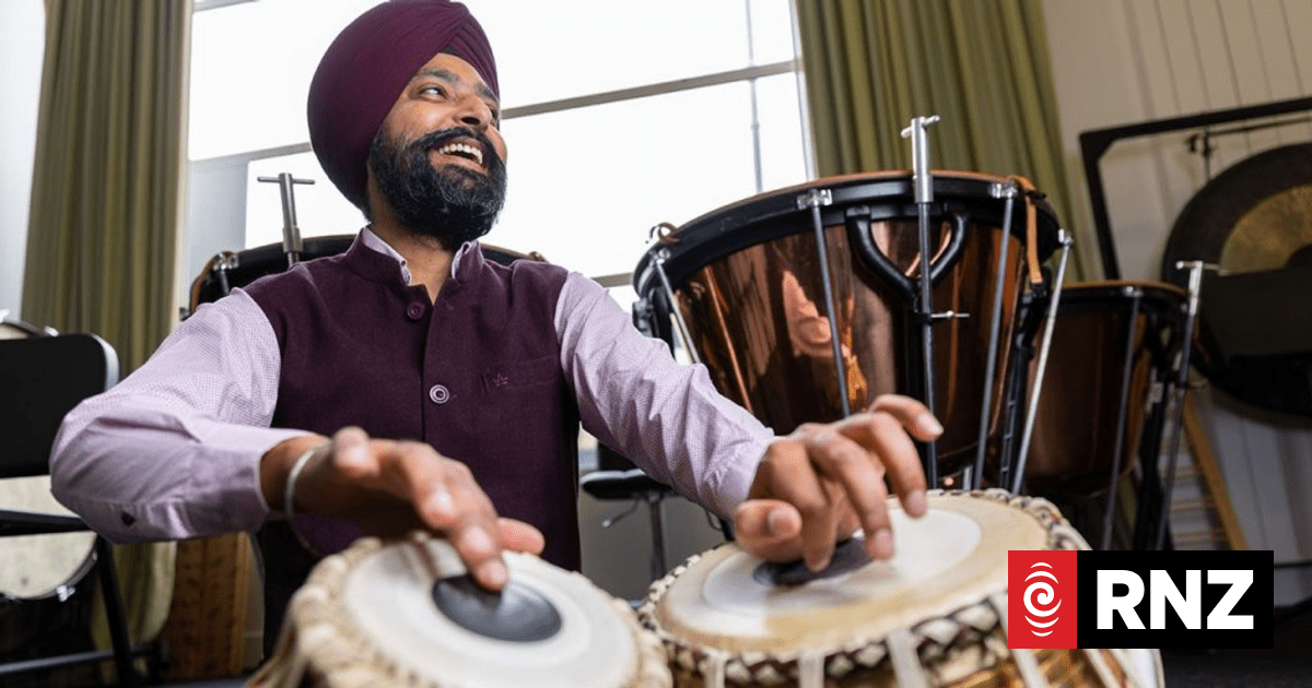 Bringing Indian raga music to Aotearoa | RNZ