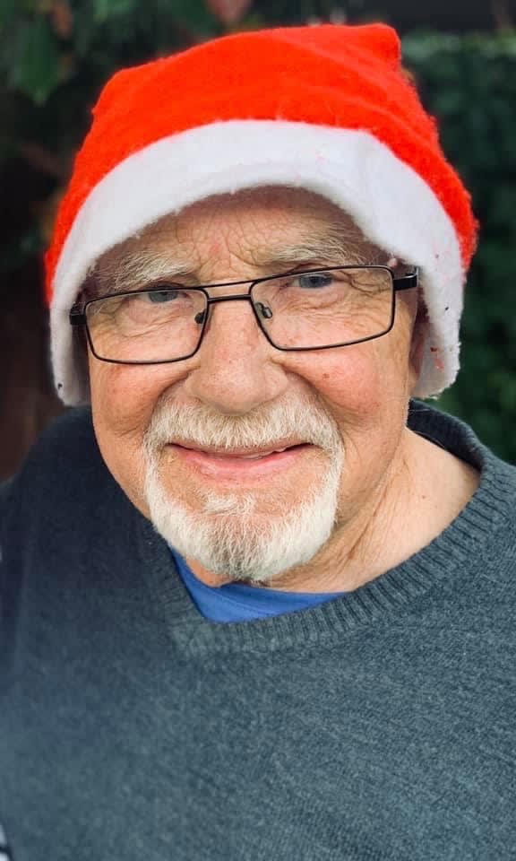 Sasha Holden's father Lyell Beard