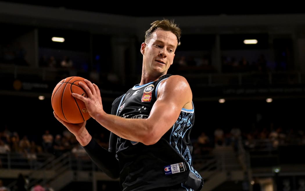 Sam Mennenga of the Breakers