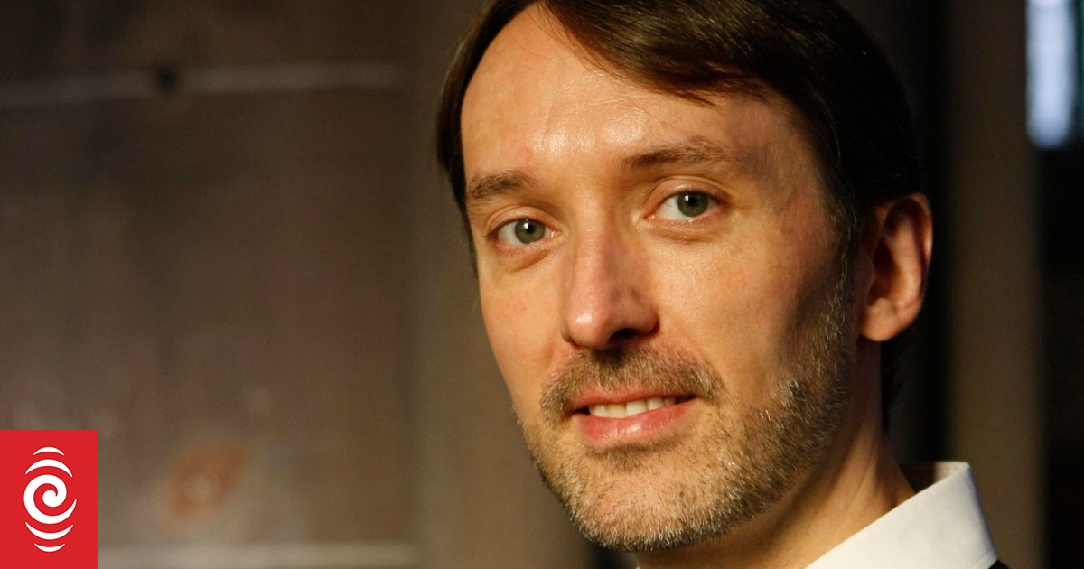 LATRY Salve Regina RNZ