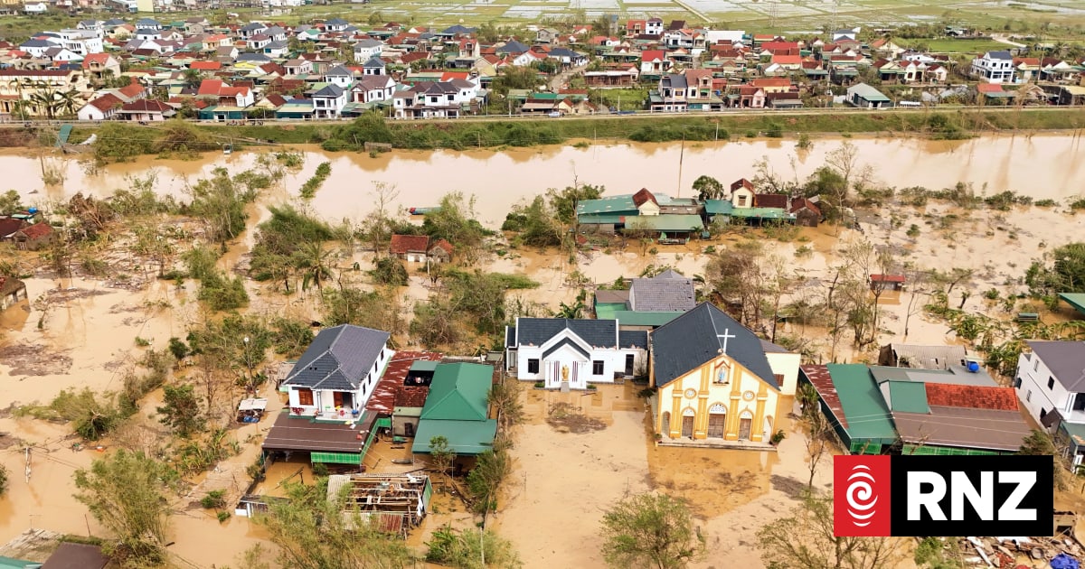 Bualoi death toll rises to 51 in Vietnam, banks told to support ...