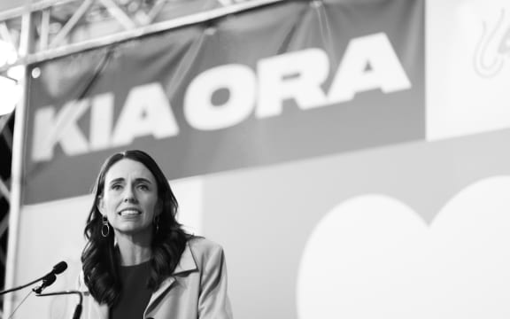 Jacinda Ardern speaks at Wellington Airport.