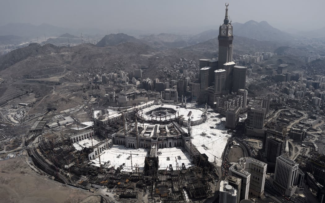 Mecca 's Grand Mosque.