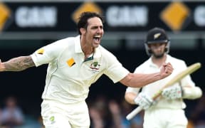 Australian pace bowler Mitchell Johnson is retiring from all cricket at the end of second test against New Zealand.