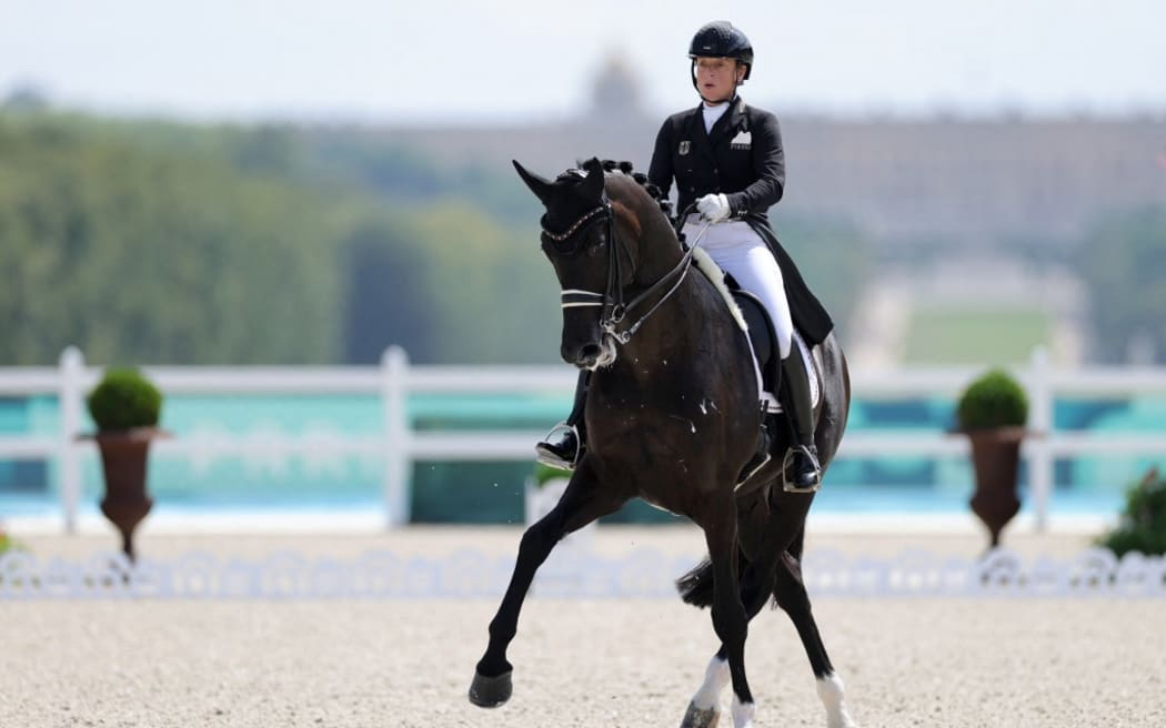 dpatop - 04 August 2024, France, Versailles: Olympia, Paris 2024, equestrian sport, dressage, individual, final, Germany's Isabell Werth rides Wendy. Photo: Rolf Vennenbernd/dpa (Photo by ROLF VENNENBERND / DPA / dpa Picture-Alliance via AFP)