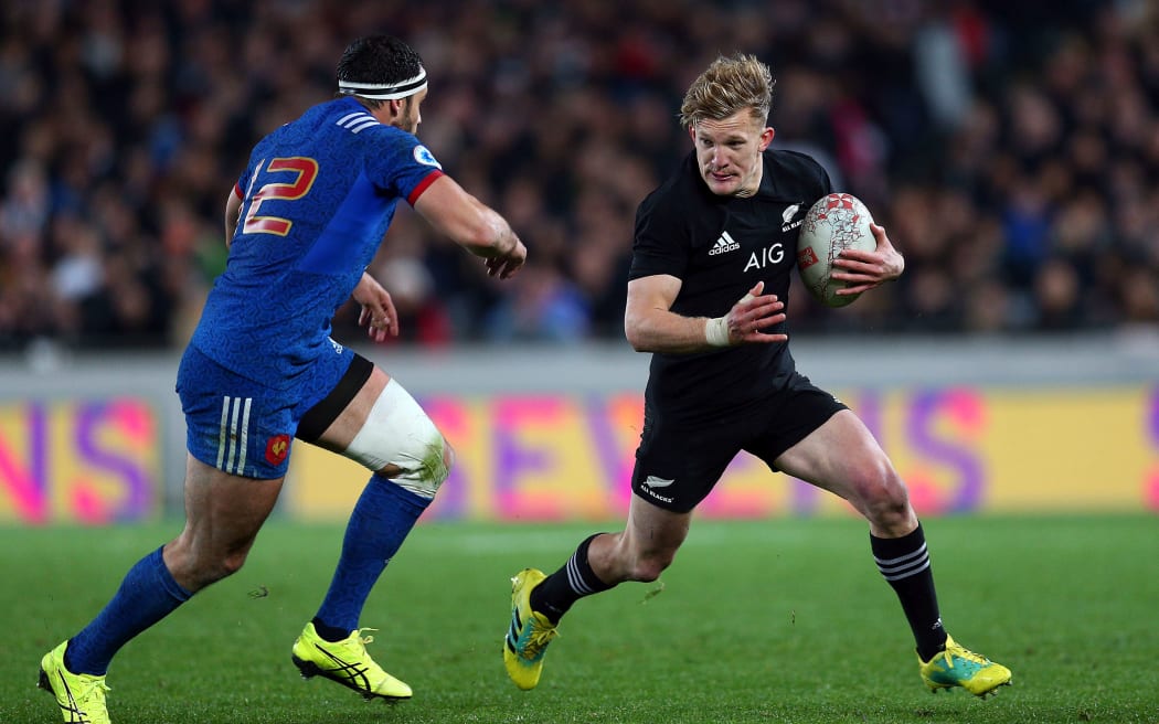 Damian McKenzie in action against France.