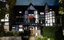 This photo taken on October 2, 2026, shows the Chi Pi fraternity house on the campus at Cornell University in Ithaca, New York. An alleged gang rape at Cornell University, detailed in a graphic lawsuit last month, has provoked fury in the United States over sexual violence on campuses and colleges' failure to stamp out the behavior. The accuser has said that in 2024 she was drugged with ketamine, assaulted and raped by seven members of the Chi Phi fraternity, a social club for male students. New York Attorney General Letitia James has been appointed special prosecutor to investigate the alleged gang rape at Cornell University, the state's governor announced, following an outcry over prosecutors' decision not to file charges two years ago. (Photo by Matt Burkhartt / AFP)