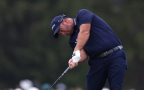 NEWTOWN, PENNSYLVANIA - MAY 15: Ryan Fox of New Zealand plays his shot from the 15th tee during the second round of the PGA Championship at Aronimink Golf Club on May 15, 2026 in Newtown, Pennsylvania. Richard Heathcote/Getty Images/AFP (Photo by Richard HEATHCOTE / GETTY IMAGES NORTH AMERICA / Getty Images via AFP)