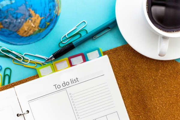 Image 3: Coupling a short break with meaningful organising, such as planning or updating to-do lists, is an example of active strategising.