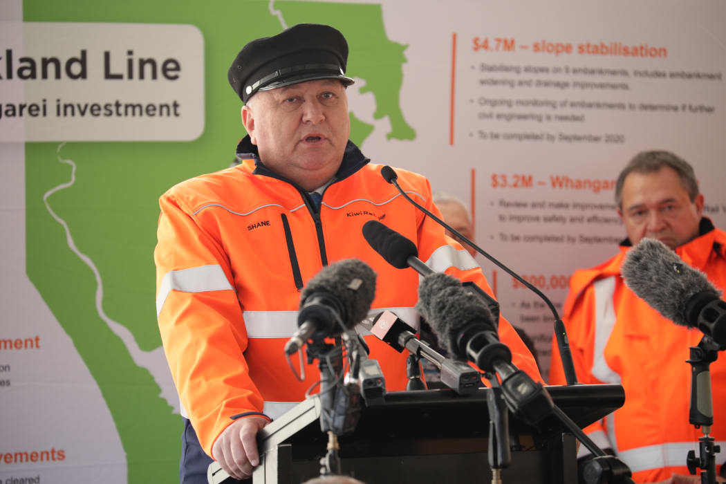Regional Development Minister Shane Jones announced the investment at Helensville Railway Station this morning.