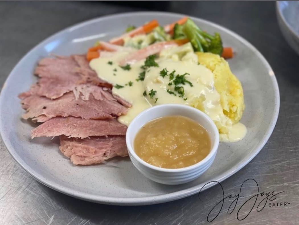 Jay Jays Eatery in Ōtara