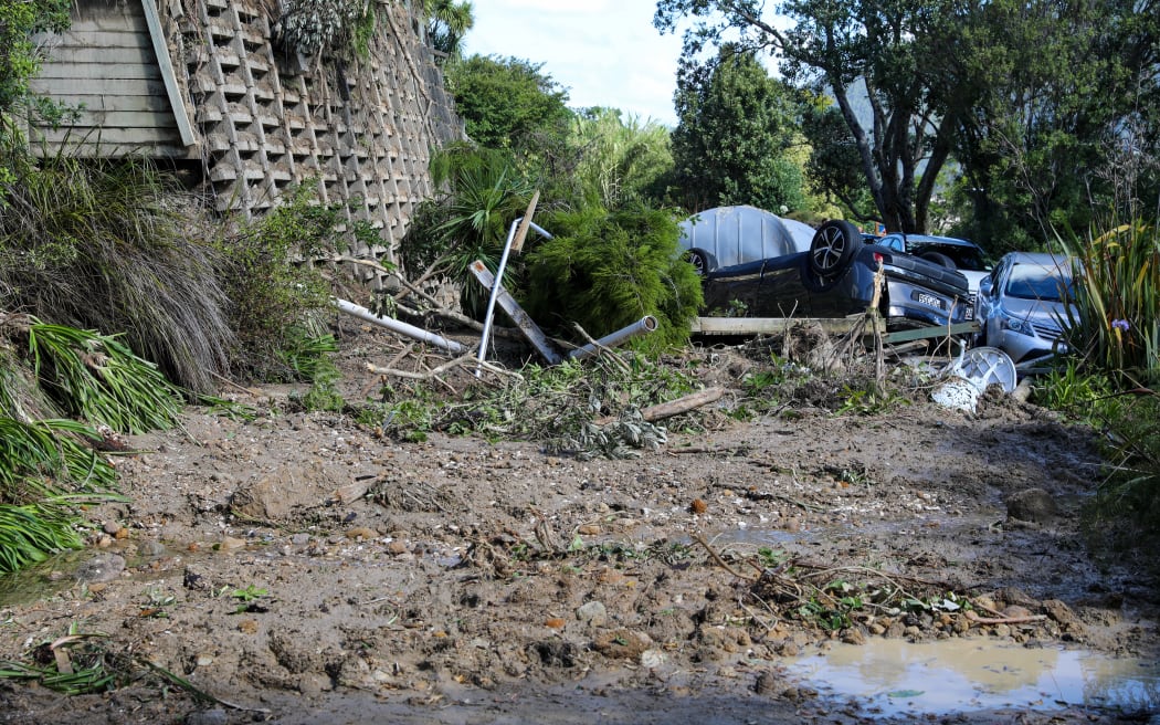 Tairua slip - Motuhoa Road on Mount Paku - a property is extensively damaged as a landslide comes down behind it - 22 January 2026