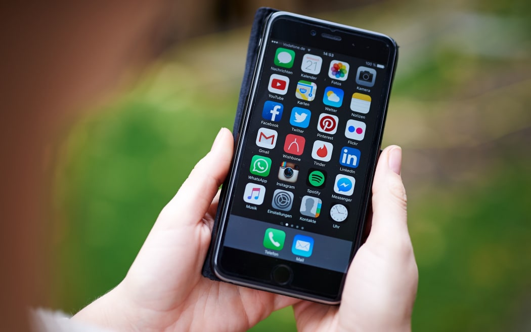 Screen of an iPhone 6.