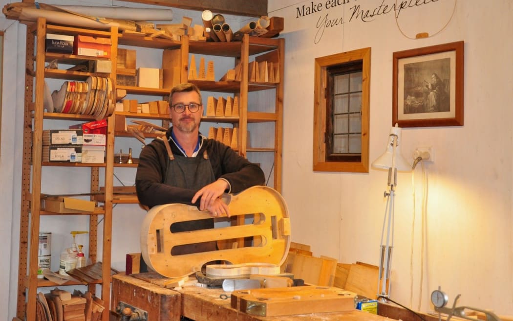 Stringed instrument maker Tobi Widemann