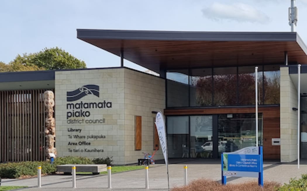 The idea of utilising mobile enrolment and voting unites was floated recently at a Te Manawhenua Forum mo Matamata-Piako.
