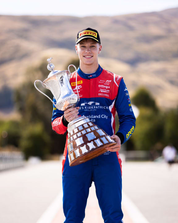 Liam Sceats wins the 2024 New Zealand Grand Prix at Highlands Motorsport Park in Cromwell
