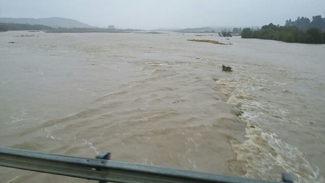 Flooding in the Southland region has sparked a state of emergency.