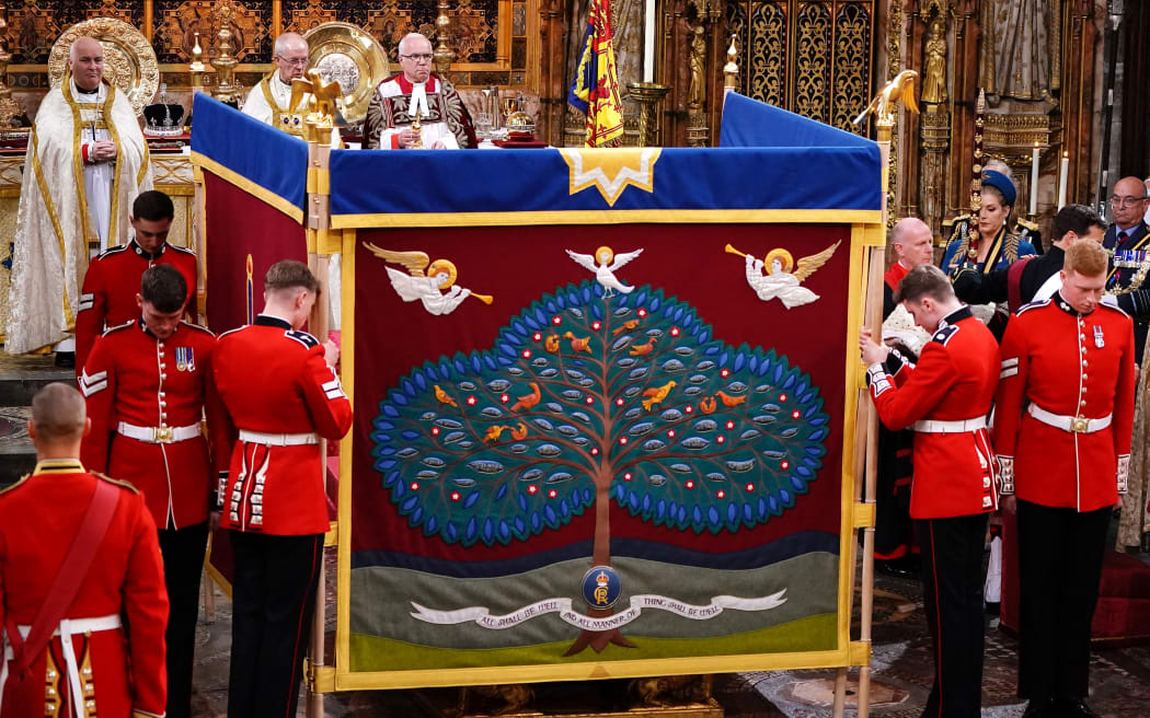 An anointing screen is erected for Britain's King Charles III during the Coronation Ceremony inside Westminster Abbey in central London on May 6, 2023. - The set-piece coronation is the first in Britain in 70 years, and only the second in history to be televised. Charles will be the 40th reigning monarch to be crowned at the central London church since King William I in 1066. Outside the UK, he is also king of 14 other Commonwealth countries, including Australia, Canada and New Zealand. Camilla, his second wife, will be crowned queen alongside him and be known as Queen Camilla after the ceremony. (Photo by Yui Mok / POOL / AFP)