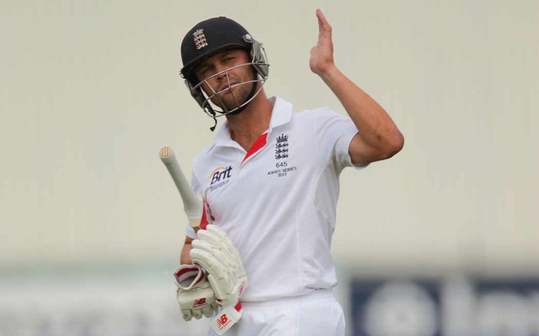 England batsman Jonathan Trott has called time on his international cricket career after a short-lived comeback.