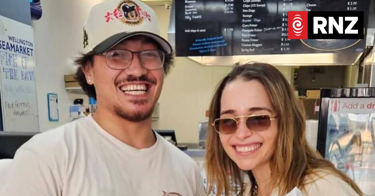 Ed Sheeran, Emilia Clarke spotted hanging out in Wellington