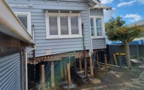 Andy has decided to lift his house which is on a flood plain in Sandringham by about 800mm.