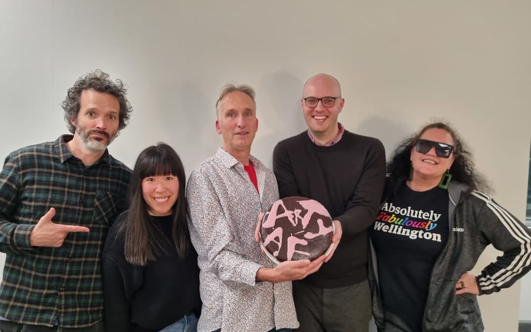 Culture101's launch party with Bret McKenzie, Perlina Lau, Mark Amery, James Wenley a.k.a. Dr Drama, Suzanne Tamaki and a chocolate cake with pink icing which reads: Arty A.F.