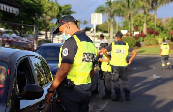 Police in French Polynesia control movements during Covid-19 lockdown