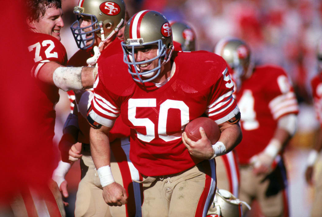 Riki Ellis playing with the 49ers in 1983