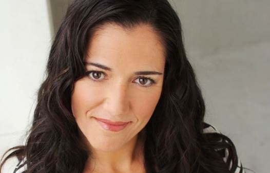 Libby Hakaraia