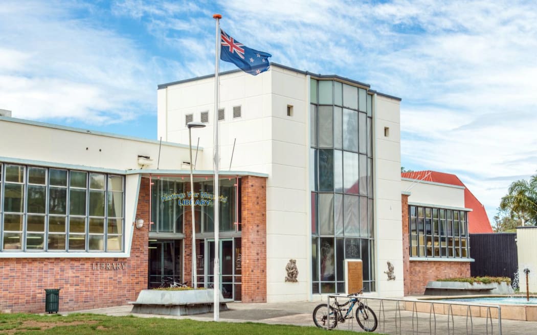 Hastings War Memorial Library deemed quakeprone, but not at 'imminent