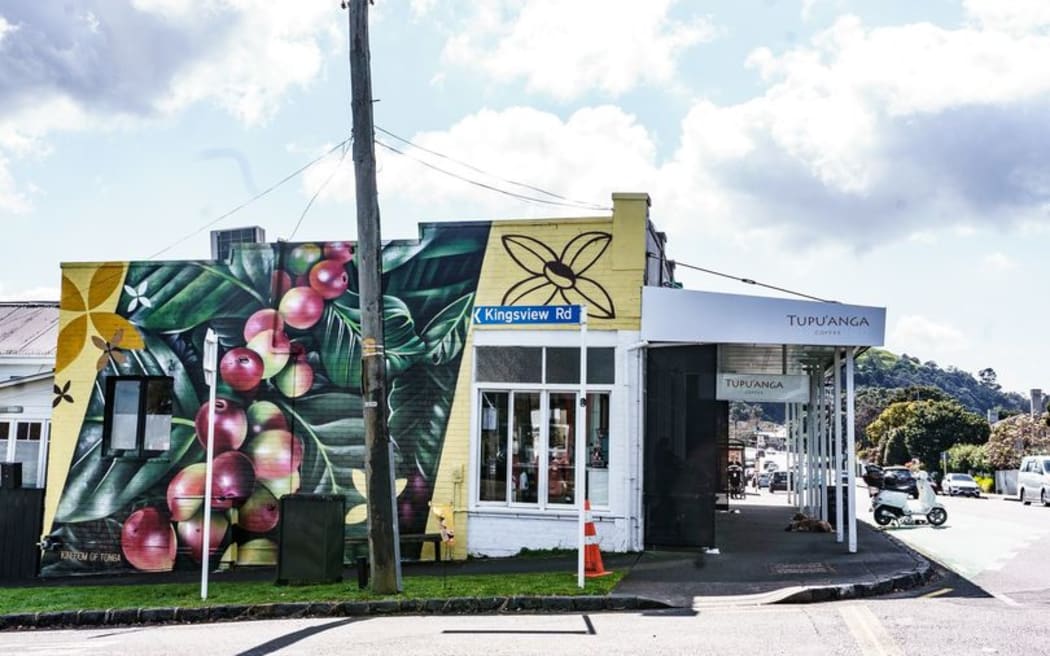 Tupu'anga café, Mt Eden Rd, Auckland