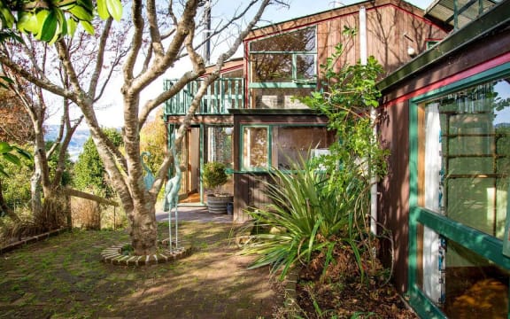 No captionMahy house