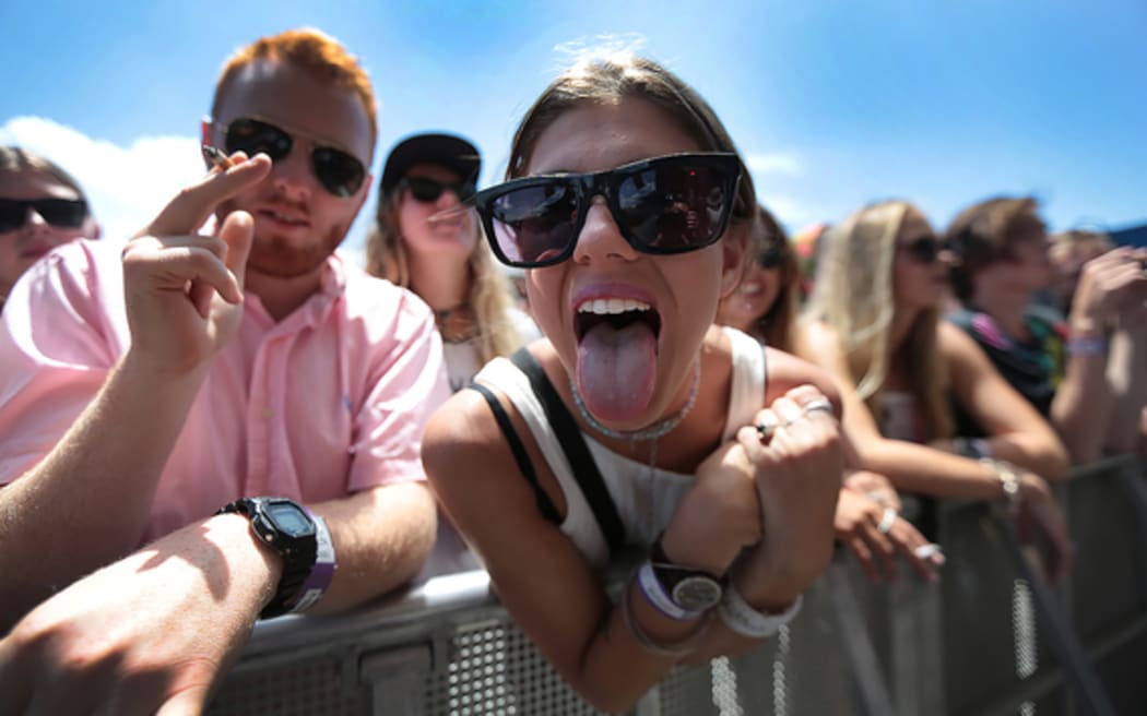 Fans enjoying the front row at Laneway 2015.