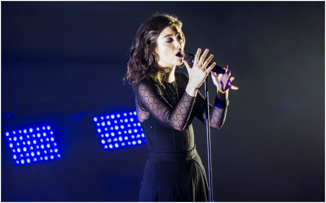 Lorde on stage at the Dunedin Town Hall