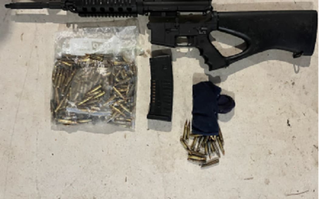 Police and Customs have seized 515kg of meth concealed in steel beams.