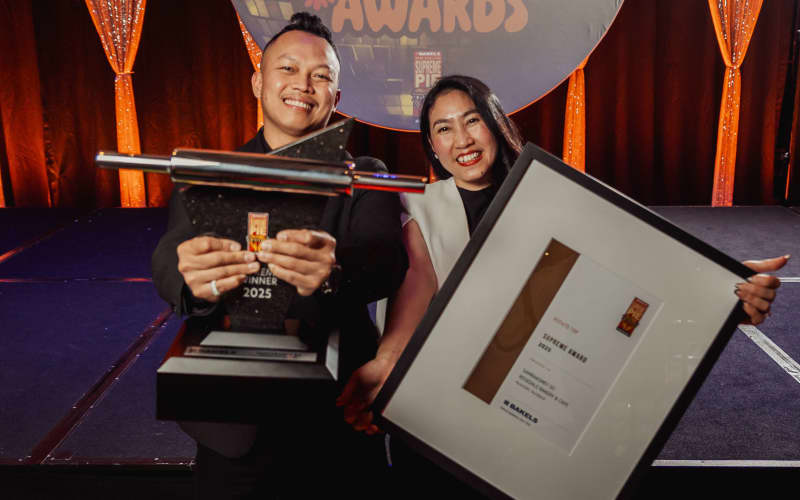 27th Bakels NZ Supreme Pie Award winner Samraksmey So with his wife Sothdalika Sao.