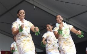 Papatoetoe High School Student Aaliyah Shahistha Ali performs with the Fijian group to their school in 2021.