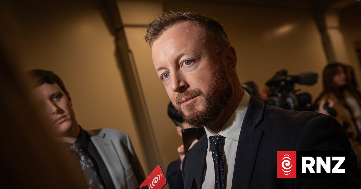 Labour launches counter-attack at National on costs