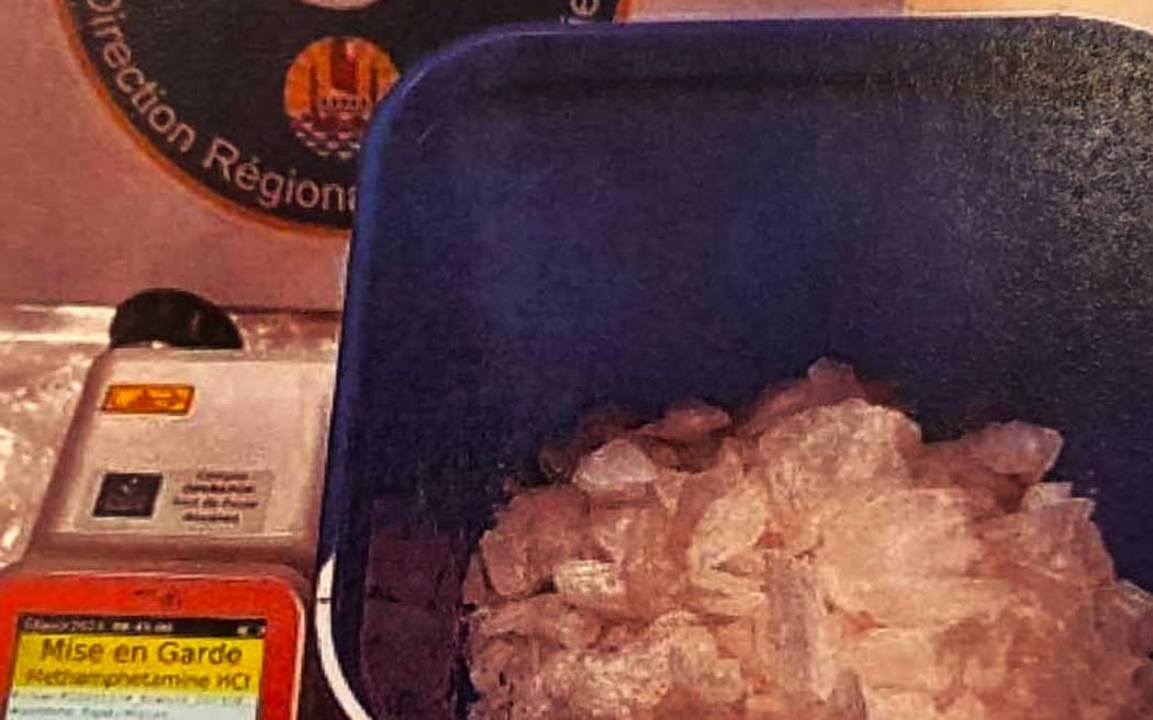 French Polynesia and US customs seized a 4 Kg of crystal methamphetamine