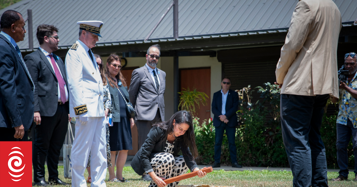 Minister Moutchou ends New Caledonia visit: political announcements, no new financial commitment