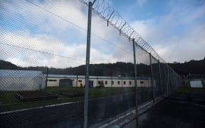170714. Photo Diego Opatowski / RNZ. Visit to the Rimutaka Prison. Prison wire.