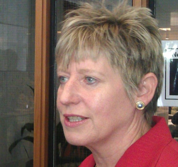 Lianne Dalziel.