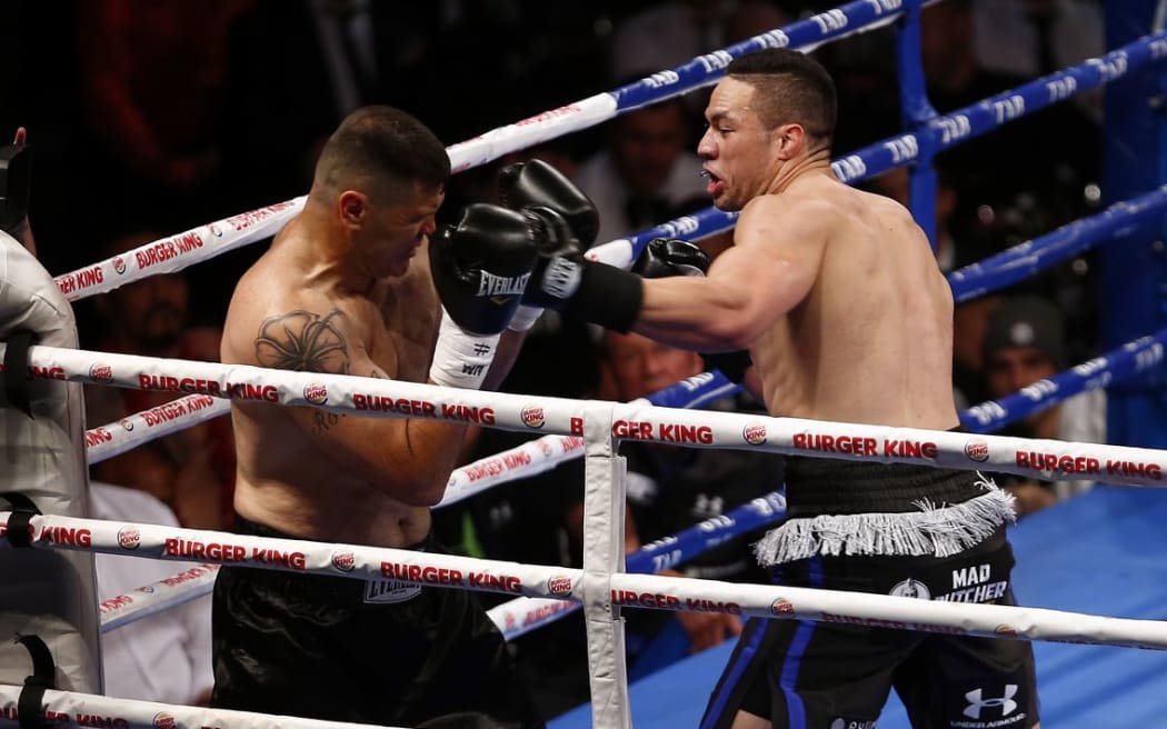 Joseph Parker beat Kali Meehan by TKO at Trusts Arena, Auckland, on Thursday 15th October 2015. Copyright Photo: Shane Wenzlick / www.photosport.nz