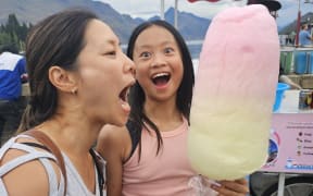 Tegan Ariel Chen with mum