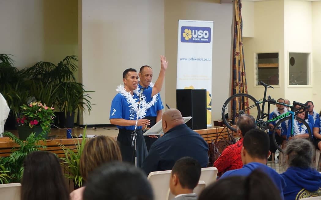 Talalelei Taufale (F) and Chris Te'o