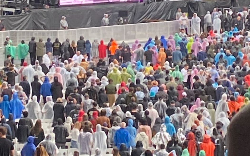 Many of the audience members at the Guns and Roses concert at Eden Park in Auckland on Saturday were decked out in wet weather gear - although the torrential downpours that threatened the start of the concert had largely disappeared by 8.30pm.