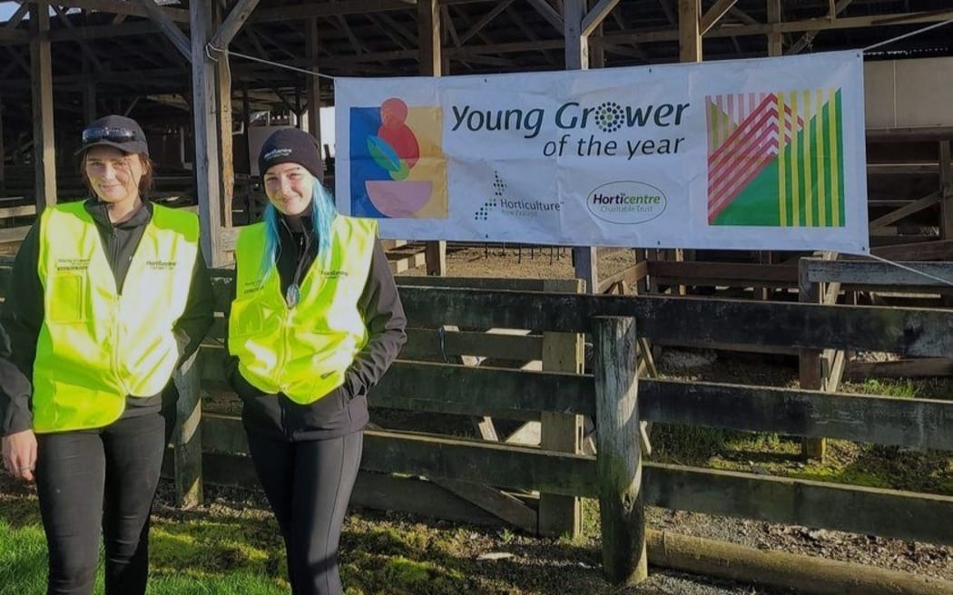 Jordan Popata and Kaahu Birdling are supervisors at Thomas Brothers Orchard in Riwaka.
