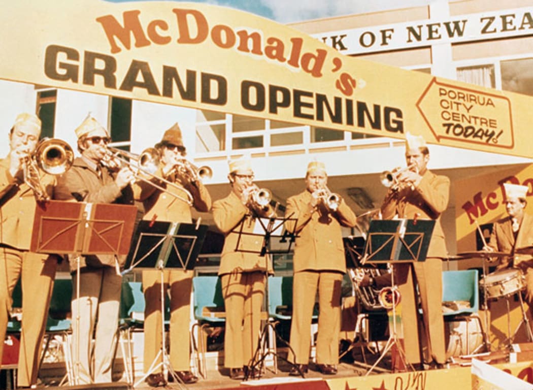 The Opening of the first NZ McDonalds in Porirua, 7 June 1976