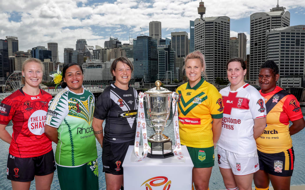New Zealand's Laura Mariu, third from left led the side to a comprehensive win over Canada.