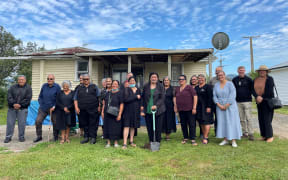 Whānau from the Mary Roberts Kotahi Roberts Trust.
